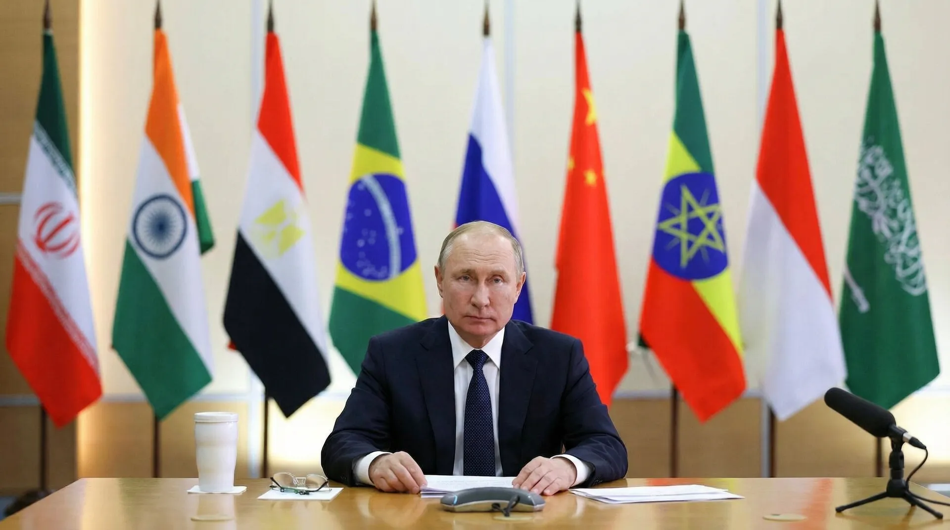 Putin cria Comitê Nacional de negócios dos BRICS, liderado por Oreshkin